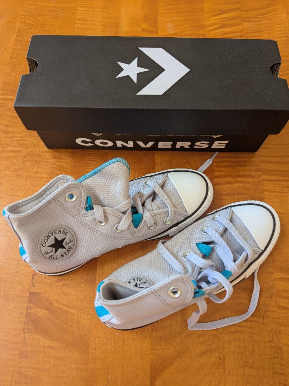 New in Box Converse Chuck Taylor All Star 90s Retro - Ghost Town (size 5 womens)